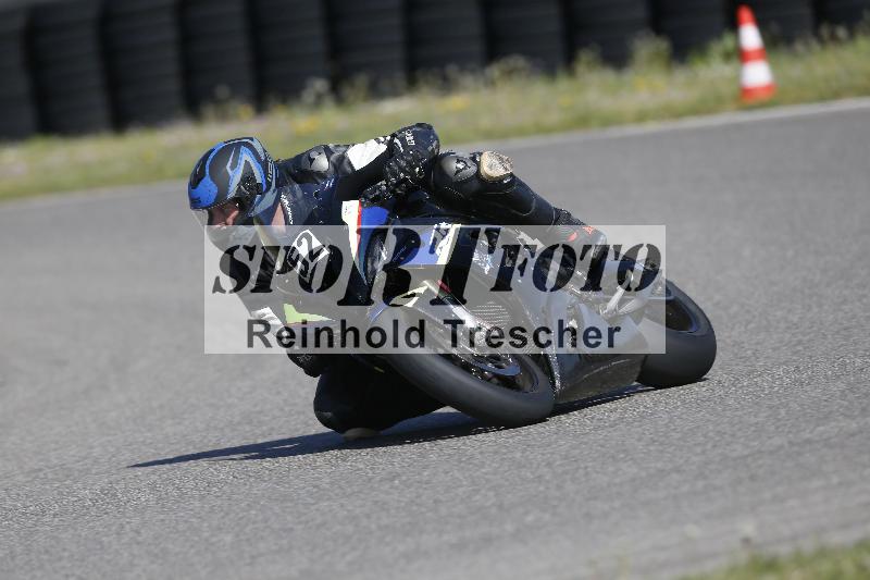 /10 20.04.2026  Pluess Moto Sport ADR/Freies Fahren/52